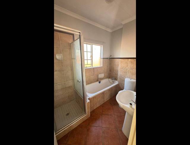 2 BEDROOM APARTMENT FOR SALE IN EQUESTRIA